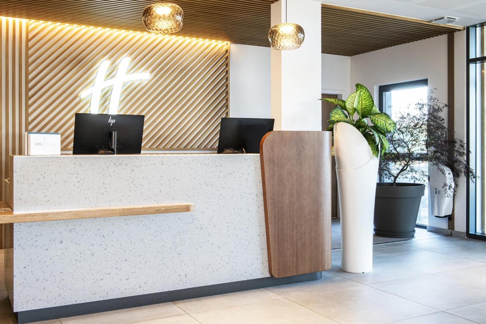 Dijon Sud - By Ihg Longvic