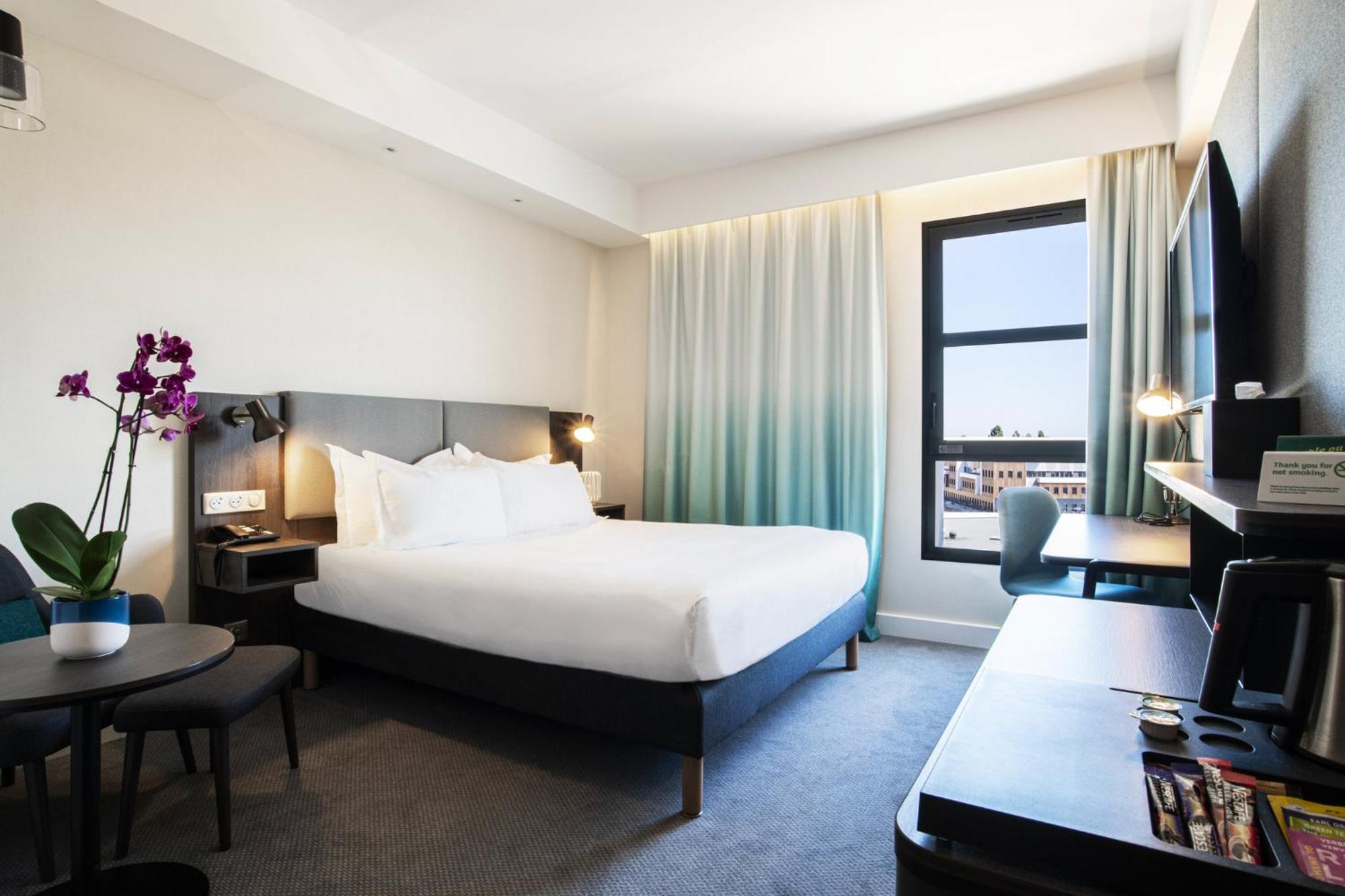 Hotel Dijon Sud - By Ihg 4*